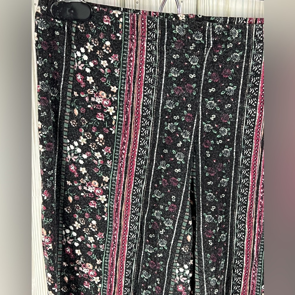 Full Tilt (Tillys) Lounge Pants - Picture 3 of 7